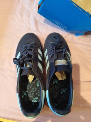 Adidas Spezial Azul Marino.