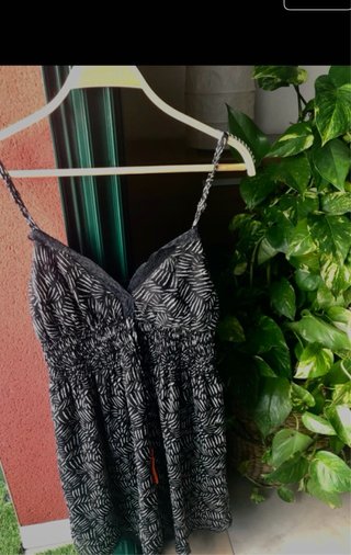 Vestido negro con detalle naranja - S -