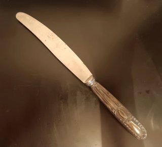 Cuchillo de mesa antiguo estilo Luis XVI / Imperio