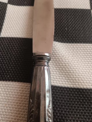 Cuchillo de mesa antiguo estilo Luis XVI / Imperio