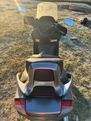 Suzuki Burgman 250 gris 2008