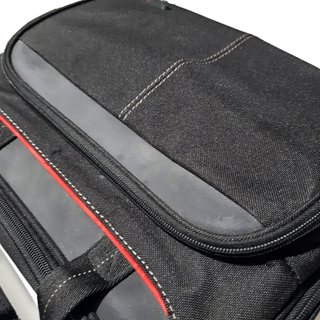 Funda maletín rígida Targus para portátil pequeño