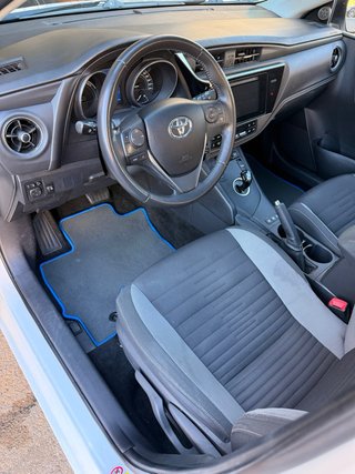 Toyota Auris 2016
