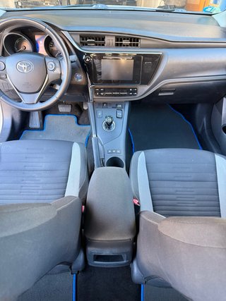 Toyota Auris 2016