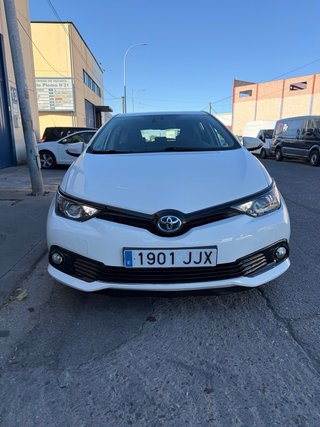 Toyota Auris 2016