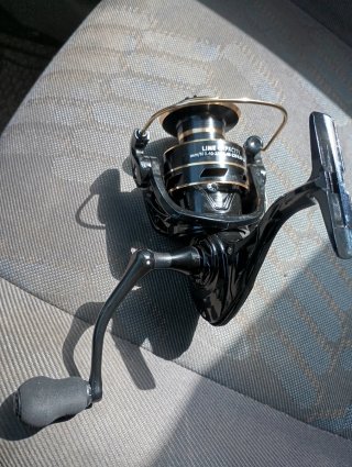 Carrete de pesca spinning sin estrenar