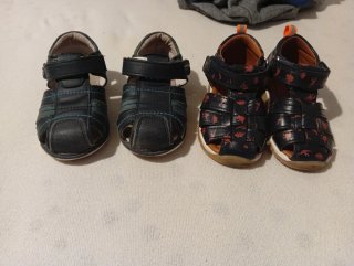 Sandalias niño número 23