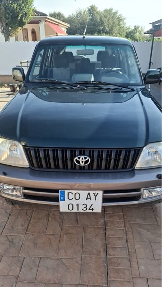 Toyota Land Cruiser 2000