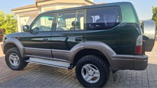 Toyota Land Cruiser 2000