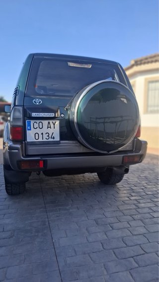 Toyota Land Cruiser 2000
