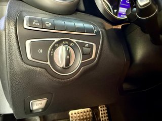Mercedes-Benz Clase C220d Cabrio 170cv AMG