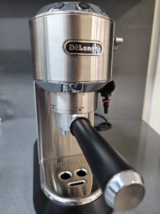 Cafetera expresso De'Longhi Dedica