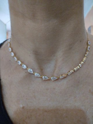 V501 Collana inox  oro con pietre a goccia luccica