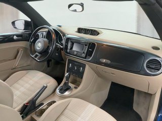Volkswagen Beetle Cabrio 2.0 TDI 140cv DSG Sport
