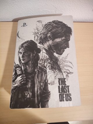 PS5 DISCO EDICION THE LAST OF US + MANDO y CAJA
