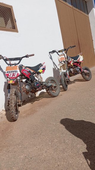 2 Pit Bikes para circuito