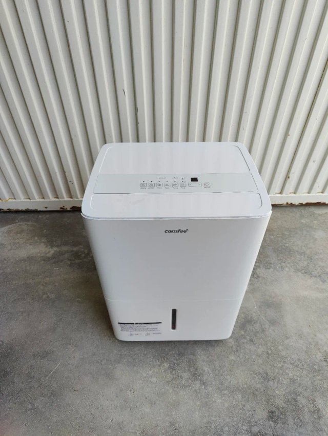 Deshumidificador Comfee 50L - W40S1755
