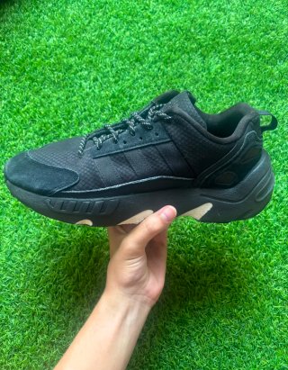 Zapatillas deportivas Adidas negras