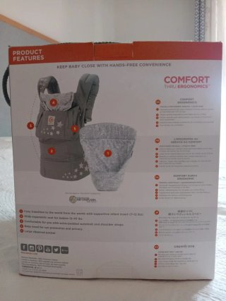 Mochila Porteo Ergobaby Estrellas Gris.