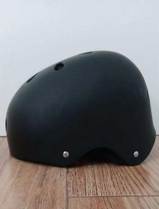 Casco de Bicicleta/Patinete Negro