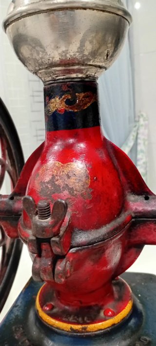 Molinillo de café antiguo , venta en persona