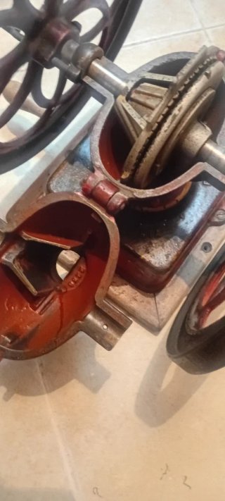 Molinillo de café antiguo , venta en persona