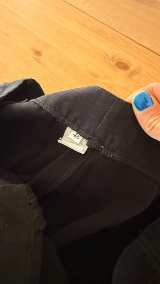 Pantalón negro elegante