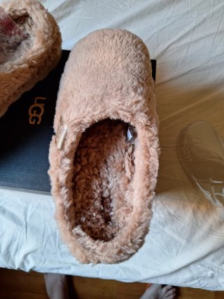 Pantuflas / Zuecos UGG Fluff Off Beige (NUEVAS)