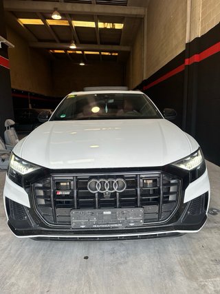Audi SQ8 2019