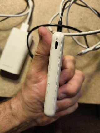 2 Cargadores Portátiles Blancos