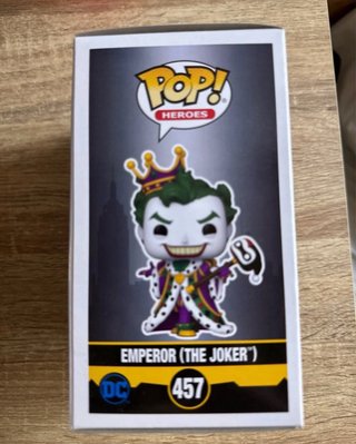 Funko Pop Emperor Joker Edición Limitada 457