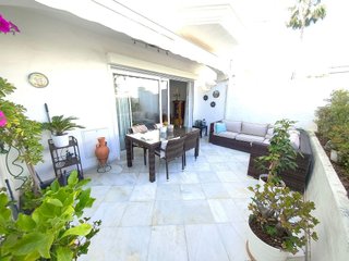 Casa adosada en alquiler en Lomas de Marbella Club - Puente Romano en Marbella