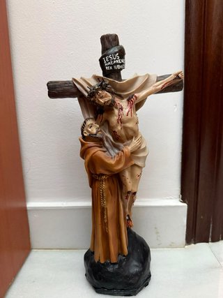 Crucifiado y San Francisco de Asís