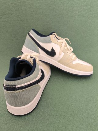 Nike Air Jordan 1 Low Talla 45 EU Beige/Blanco