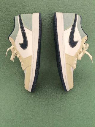 Nike Air Jordan 1 Low Talla 45 EU Beige/Blanco