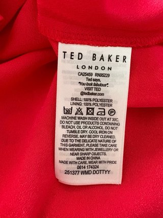 Vestido rojo Ted Baker. Sin estrenar.
