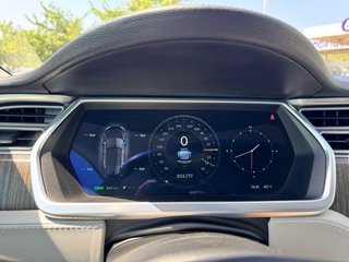 Tesla Model S 2014