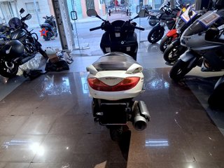 Suzuki Burgman 200 Blanca