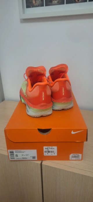 Nike zoomx fly 6 con placa de carbono Talla 41