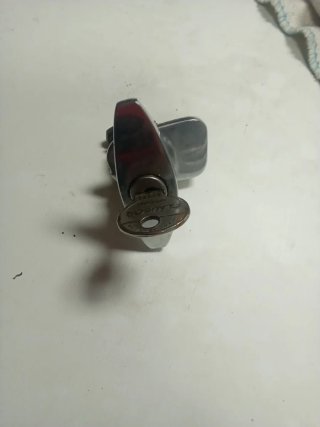 Cerradura maneta Renault 4 con llave