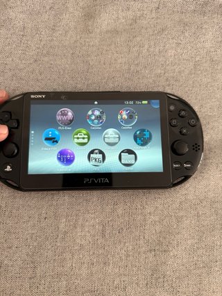 PS vita slim