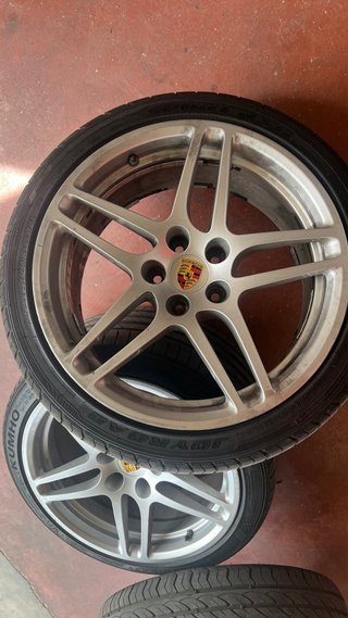 Llanta Porsche Macan + Neumático
