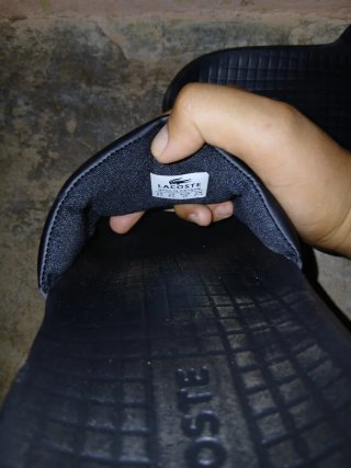 Chanclas Lacoste Negras