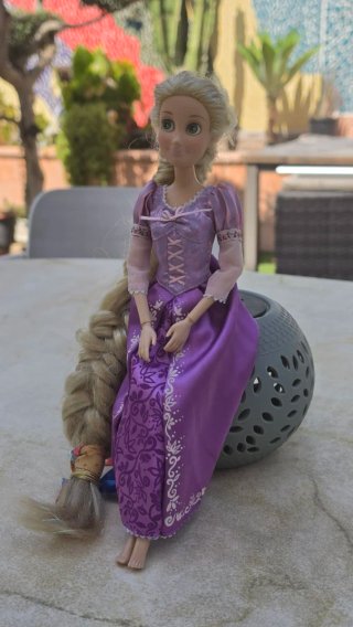 Muñeca Rapunzel Disney articulada
