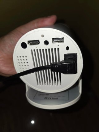 Proyector 4K Android 11 con Rotación 180°