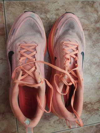 Nike Vomero Plus Naranja/Rosa