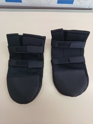 Botas protectoras resistentes y ajustables para perro – TRIXIE