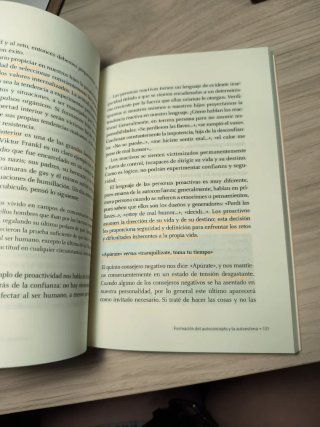 Padres comprometidos : el valor de una buena ed...