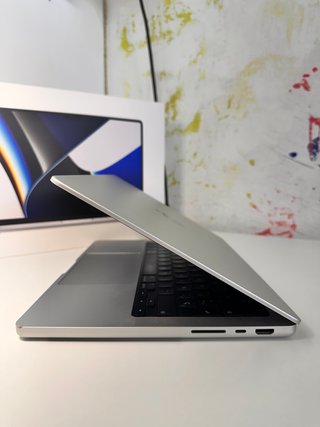 MacBook Pro M1 Pro como nuevo+funda protectora