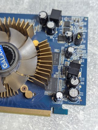 Scheda Video NVIDIA GeForce 8600 GT 512MB DDR3